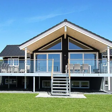 Holiday home Egsmark Strand Sleeps 24 Pool Wifi Ebeltoft